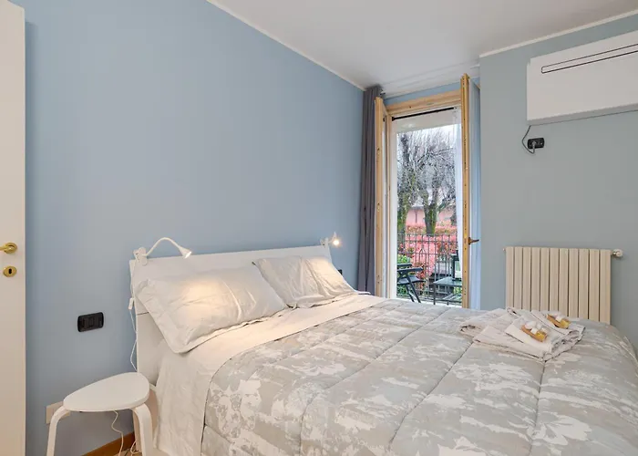 דירה Guesthost - With Ac, Balcony & Parking! Ossuccio